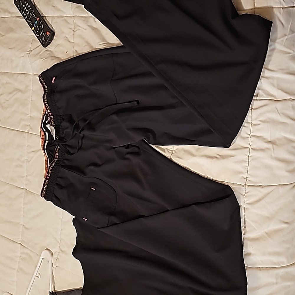 Scrub pants